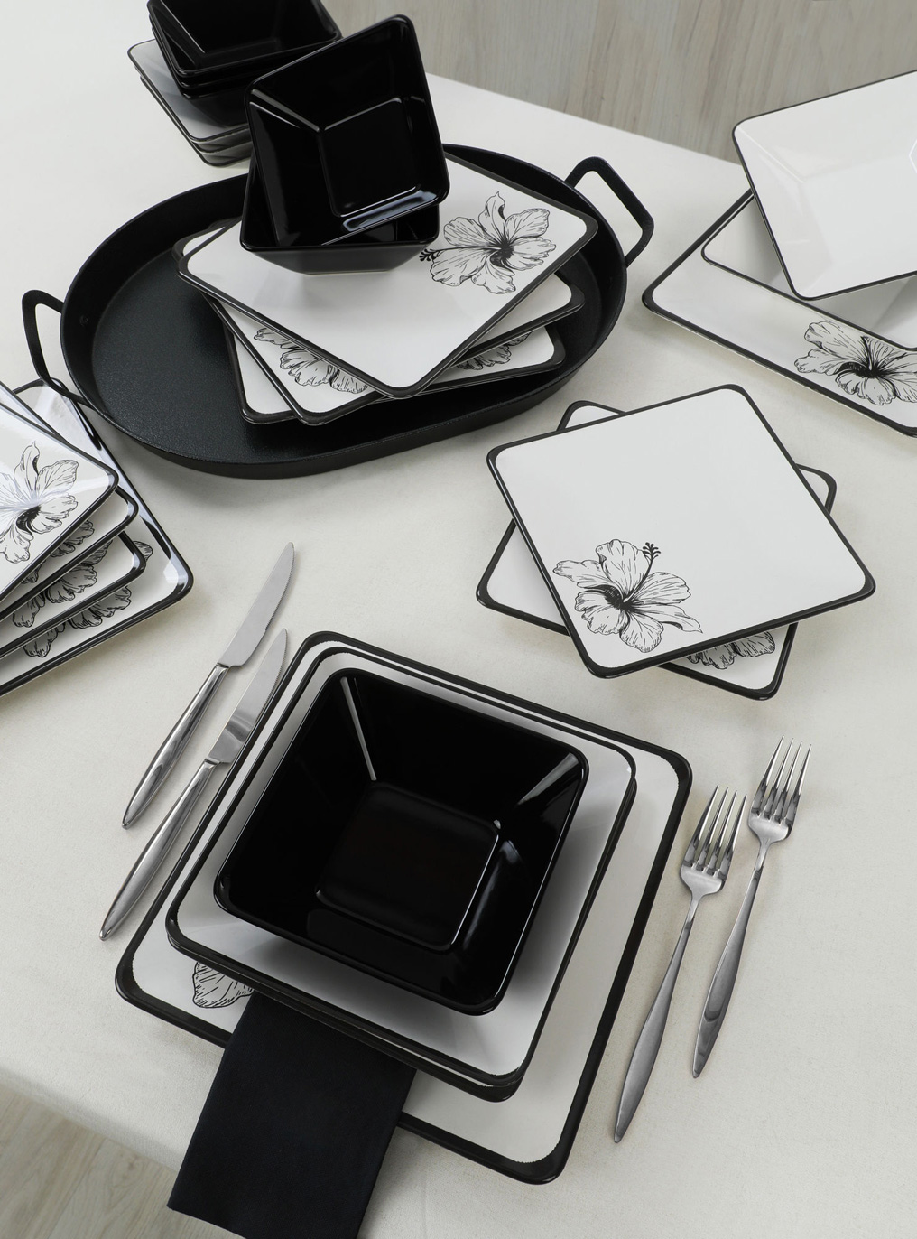 Dinner set MAOV101 Black / White 24 pcs Ceramic 275KRM1662