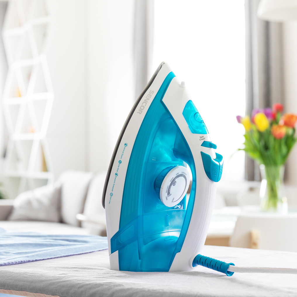 Hλεκτρικό ατμοσίδερο Sencor SSU 2800BL 2000W