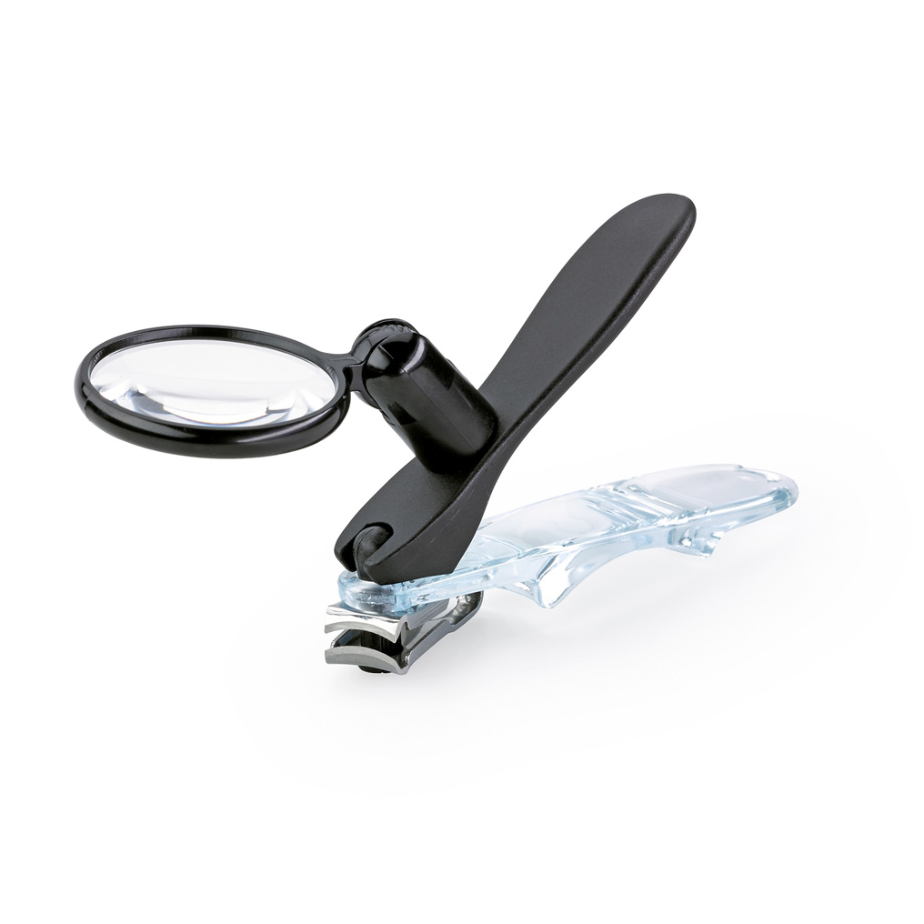 Rotatable nail clipper with magnifier 9936180500