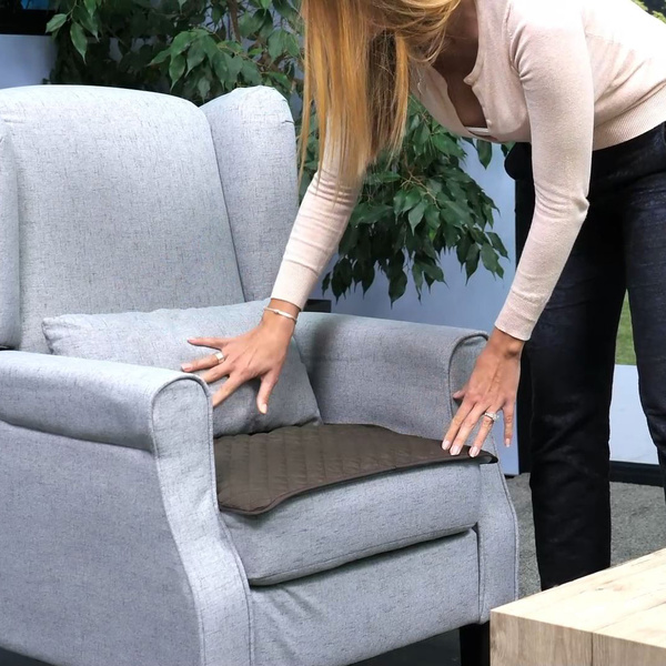 Αδιάβροχη προστασία καθίσματος 53 x 50 εκ. 