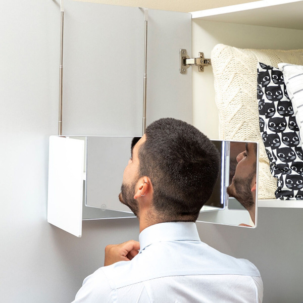 Bathroom mirror with LED light and 360 vision Selfkut InnovaGoods 