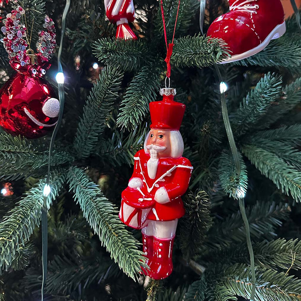 Nutcracker with drum red / white 5x4x14,9 cm 