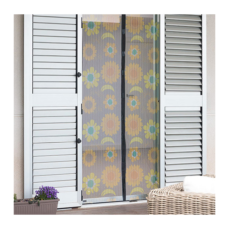 Innovagoods Magnetic Fly Curtain Flower