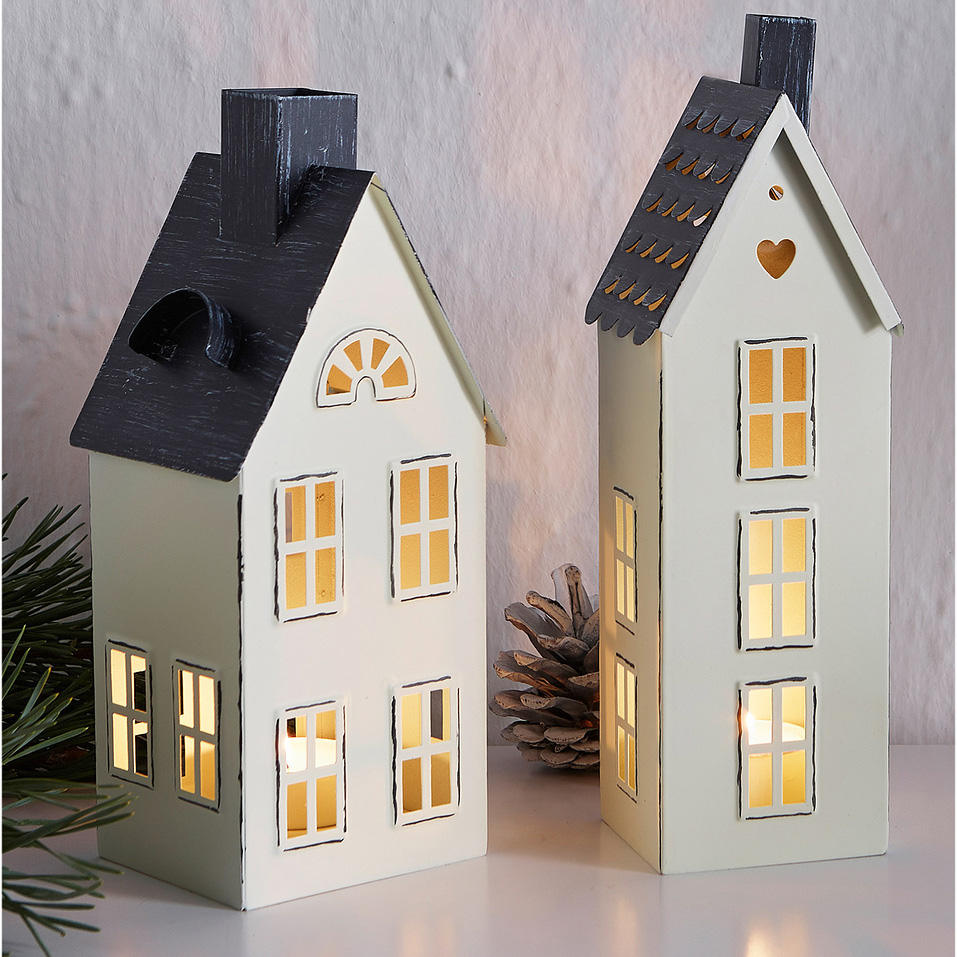 House-shapped metal candle holders 2 pcs